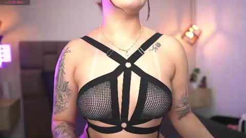 Snapshot of julieth_rojas chatting on 19, 6, 2026 julieth_rojas online show from 19, 6, 2026