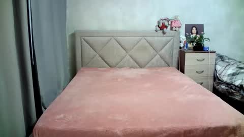 Julietkitty online show from 7, 3, 2025