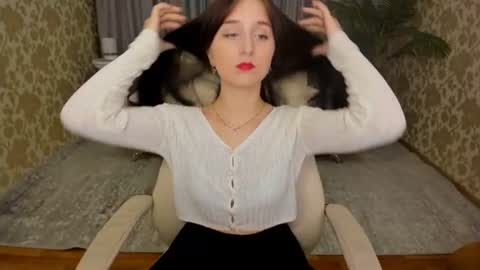 julietmonli online show from 1, 11, 2025