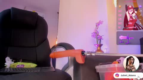 Snapshot of juliett_adams_ chatting on 17, 10, 2025 Juliett online show from 17, 10, 2025