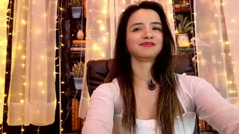 Snapshot of julietta__jackson chatting on 23, 7, 2026 Julietta Jackson online show from 23, 7, 2026