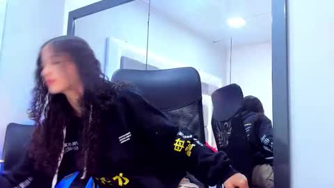 Hi guys It is a pleasure to have you here I am Julieta  online show from 21, 9, 2025