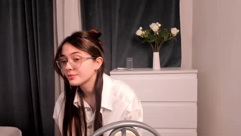 Snapshot of juliettacurto chatting on 13, 3, 2026 Leila online show from 13, 3, 2026