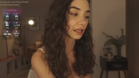 Snapshot of juliette_dee chatting on 2, 7, 2026 Juliette Dee online show from 2, 7, 2026