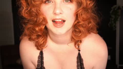 Snapshot of juliette_garden chatting on 14, 12, 2024 Here most days 3 online show from 14, 12, 2024