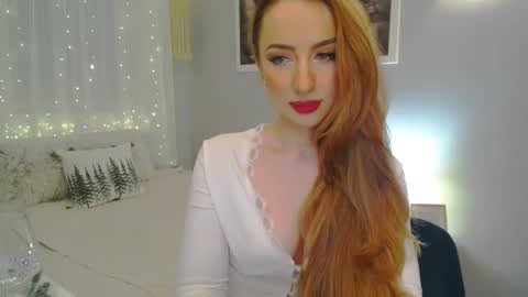 Snapshot of juliettesensual chatting on 2, 1, 2025 JulietteSensual online show from 2, 1, 2025