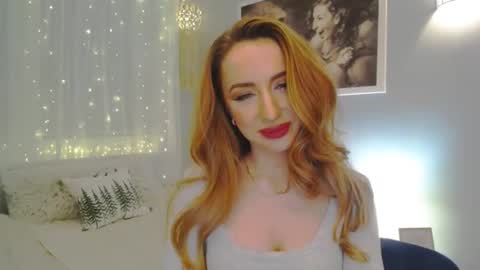 Snapshot of juliettesensual chatting on 8, 1, 2025 JulietteSensual online show from 8, 1, 2025