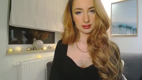 Snapshot of juliettesensual chatting on 18, 2, 2025 JulietteSensual online show from 18, 2, 2025