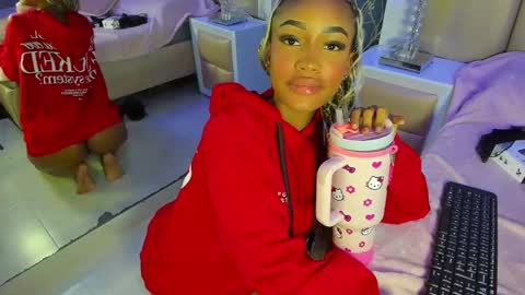 julitpink online show from 13, 2, 2026