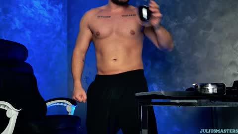 JULiUS   online show from 26, 2, 2026