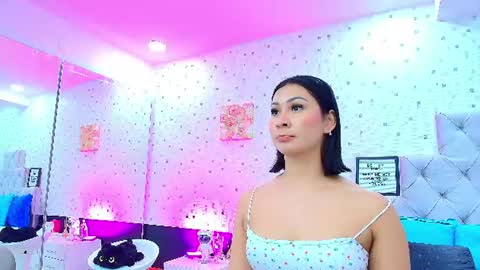 Snapshot of jullietareyes chatting on 15, 6, 2026 Julieta Reyes online show from 15, 6, 2026