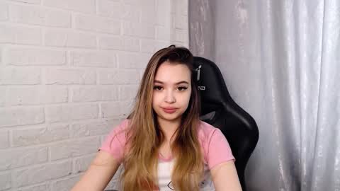 Snapshot of jullymood chatting on 20, 3, 2026 DoubleCherry online show from 20, 3, 2026