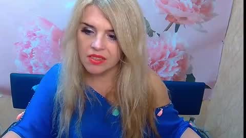Snapshot of julya_barbi chatting on 3, 10, 2025 Julya Barbi online show from 3, 10, 2025