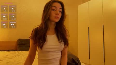 Hloya online show from 5, 12, 2025