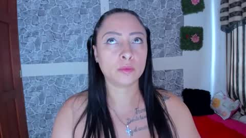 Snapshot of julybravo chatting on 20, 9, 2025 juliana online show from 20, 9, 2025