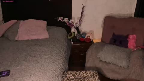 Snapshot of junee_ chatting on 2, 3, 2025 Maria online show from 2, 3, 2025