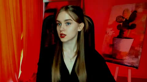 junewoods online show from 6, 4, 2026