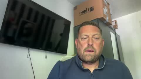 Snapshot of junky345 chatting on 23, 4, 2026 Junky online show from 23, 4, 2026