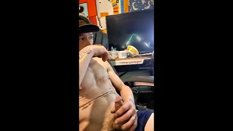 Snapshot of jusntym chatting on 16, 5, 2026 jusntym online show from 16, 5, 2026