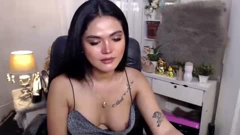 Snapshot of just_aleah chatting on 2, 12, 2024 MY IG aleahgomez17 online show from 2, 12, 2024
