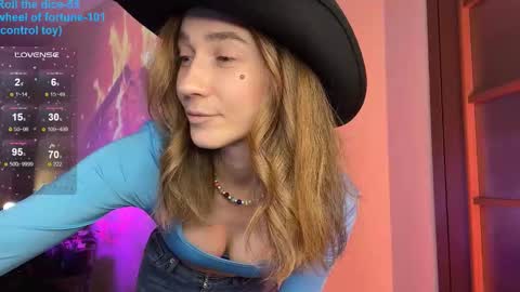 Jessica  I will be here on Tuesday November 26th online show from 18, 11, 2025