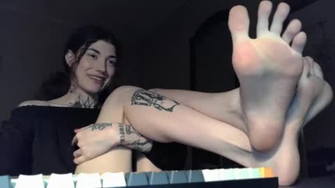 Snapshot of just_curly_ginger chatting on 30, 4, 2026 Ginger Curly online show from 30, 4, 2026