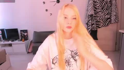 JESSY online show from 8, 7, 2026