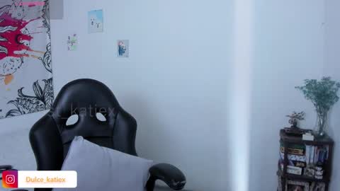 Snapshot of just_katiex chatting on 23, 3, 2026 Sofia online show from 23, 3, 2026
