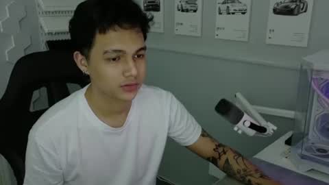 Snapshot of justagamerxxx chatting on 5, 7, 2026 Rhys online show from 5, 7, 2026