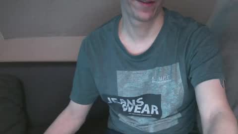 Snapshot of justboriing chatting on 20, 4, 2026 justboriing online show from 20, 4, 2026