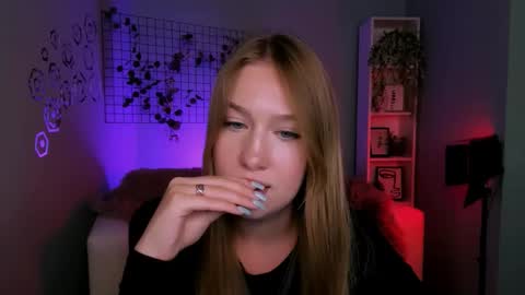 Snapshot of justcamila_ chatting on 26, 9, 2025 justcamila online show from 26, 9, 2025