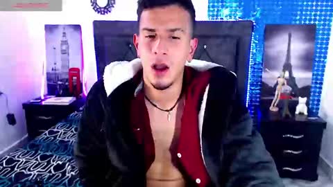 JUSTIN online show from 6, 1, 2025