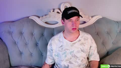 Snapshot of justin_reed chatting on 28, 4, 2026 Arthur online show from 28, 4, 2026