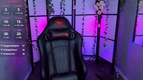 Snapshot of justin_twinkboy chatting on 13, 12, 2024 JUSTIN online show from 13, 12, 2024