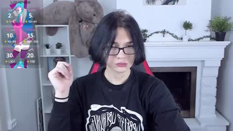 Snapshot of justin_twinkboy chatting on 11, 1, 2025 JUSTIN online show from 11, 1, 2025
