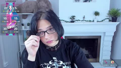 Snapshot of justin_twinkboy chatting on 12, 1, 2025 JUSTIN online show from 12, 1, 2025