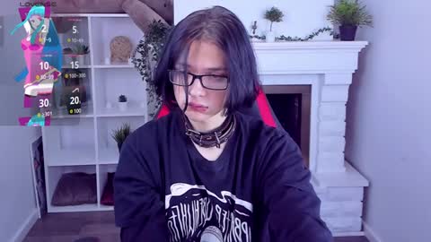 Snapshot of justin_twinkboy chatting on 2, 2, 2025 JUSTIN online show from 2, 2, 2025