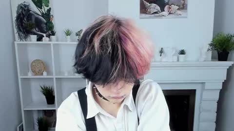 Snapshot of justin_twinkboy chatting on 4, 10, 2025 JUSTIN online show from 4, 10, 2025