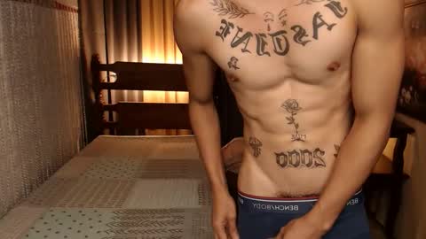 Snapshot of justine_hunk chatting on 28, 12, 2024 justine_hunk online show from 28, 12, 2024