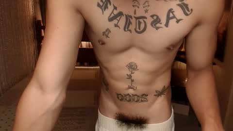 Snapshot of justine_hunk chatting on 15, 9, 2025 justine_hunk online show from 15, 9, 2025
