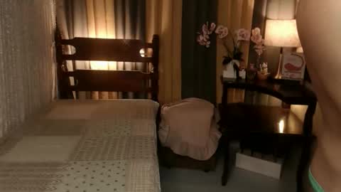 Snapshot of justine_hunk chatting on 27, 9, 2025 justine_hunk online show from 27, 9, 2025