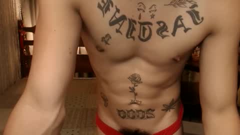 Snapshot of justine_hunk chatting on 2, 10, 2025 justine_hunk online show from 2, 10, 2025