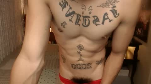 Snapshot of justine_hunk chatting on 6, 10, 2025 justine_hunk online show from 6, 10, 2025