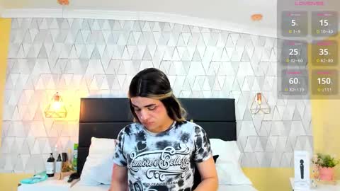 Justine online show from 10, 11, 2025