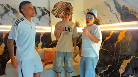 justingtime21 online show from 11, 6, 2026