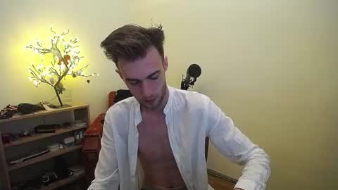 Snapshot of justinnordick chatting on 8, 7, 2026 Hologram Guy online show from 8, 7, 2026