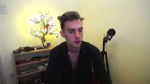 Snapshot of justinnordick chatting on 12, 7, 2026 Hologram Guy online show from 12, 7, 2026