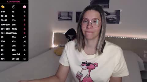 Julie online show from 26, 10, 2025