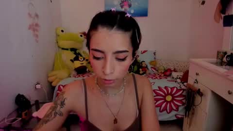 Mia online show from 27, 2, 2025