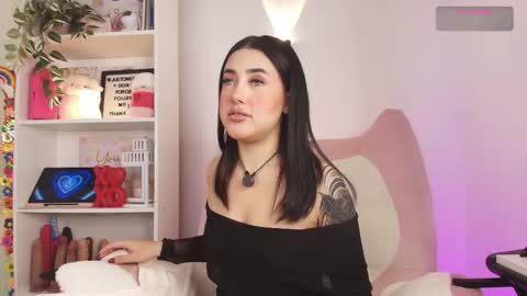 Emy online show from 3, 3, 2026